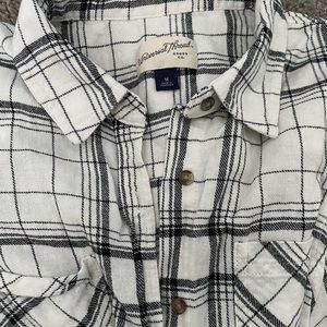 Universal Threads Flannel